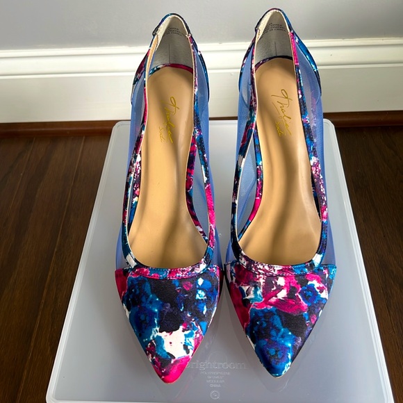 Thalia Sodi Natalia Floral Heels - Picture 4 of 13